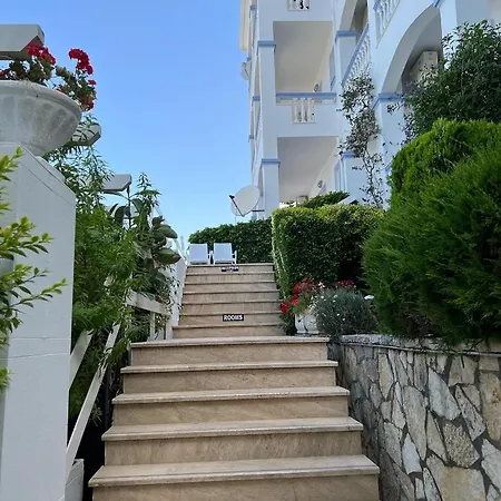 Erdano 3* Sarandë