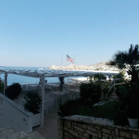 Erdano Hotel Sarandë