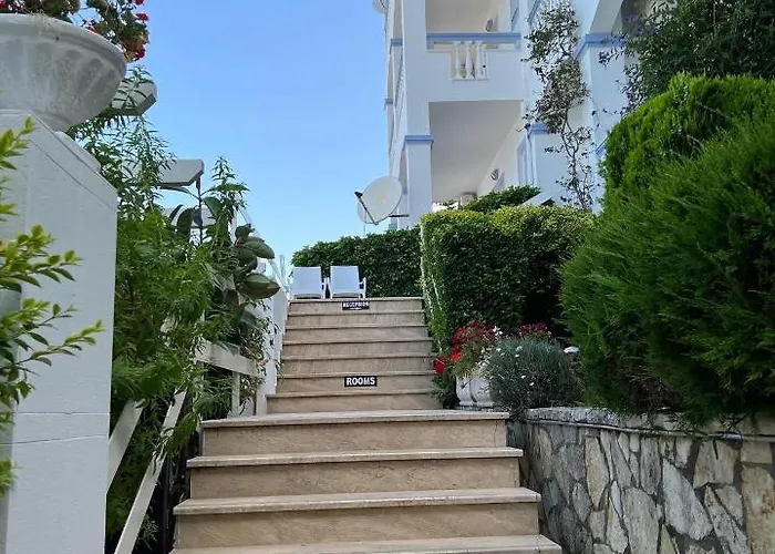 Erdano 3* Sarandë
