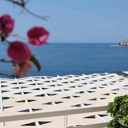 Erdano Hotel Sarandë