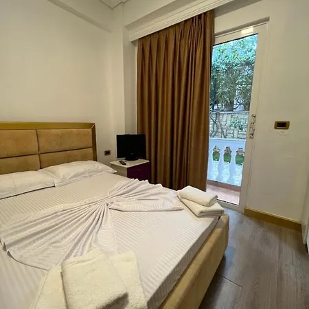 Erdano Hotel Sarandë
