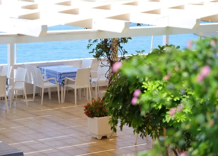 Erdano Hotel Sarandë
